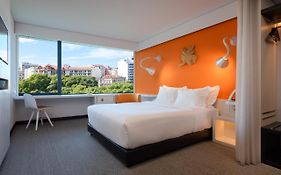 Evolution Hotel  4*
